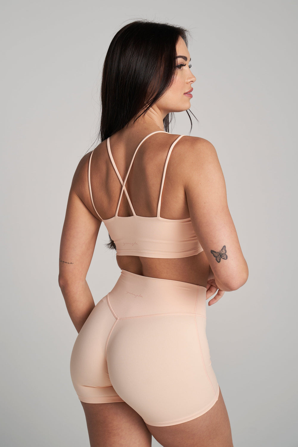 W121 - Pantalones cortos de ciclista con curvas