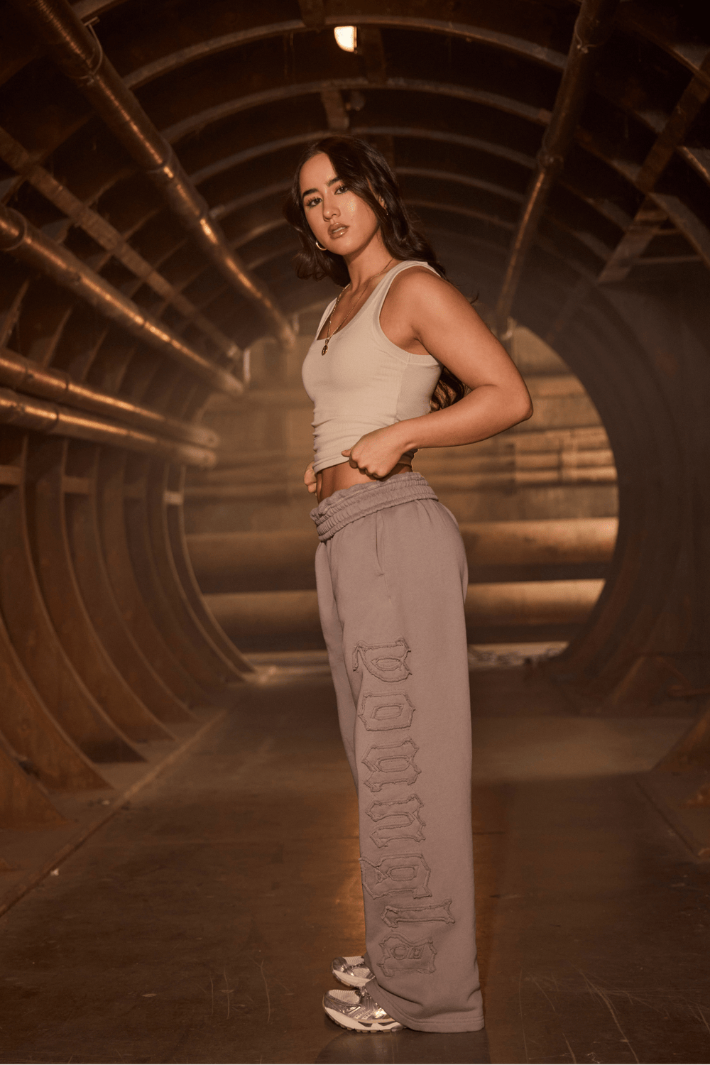 Pantalones deportivos W234 After Dark