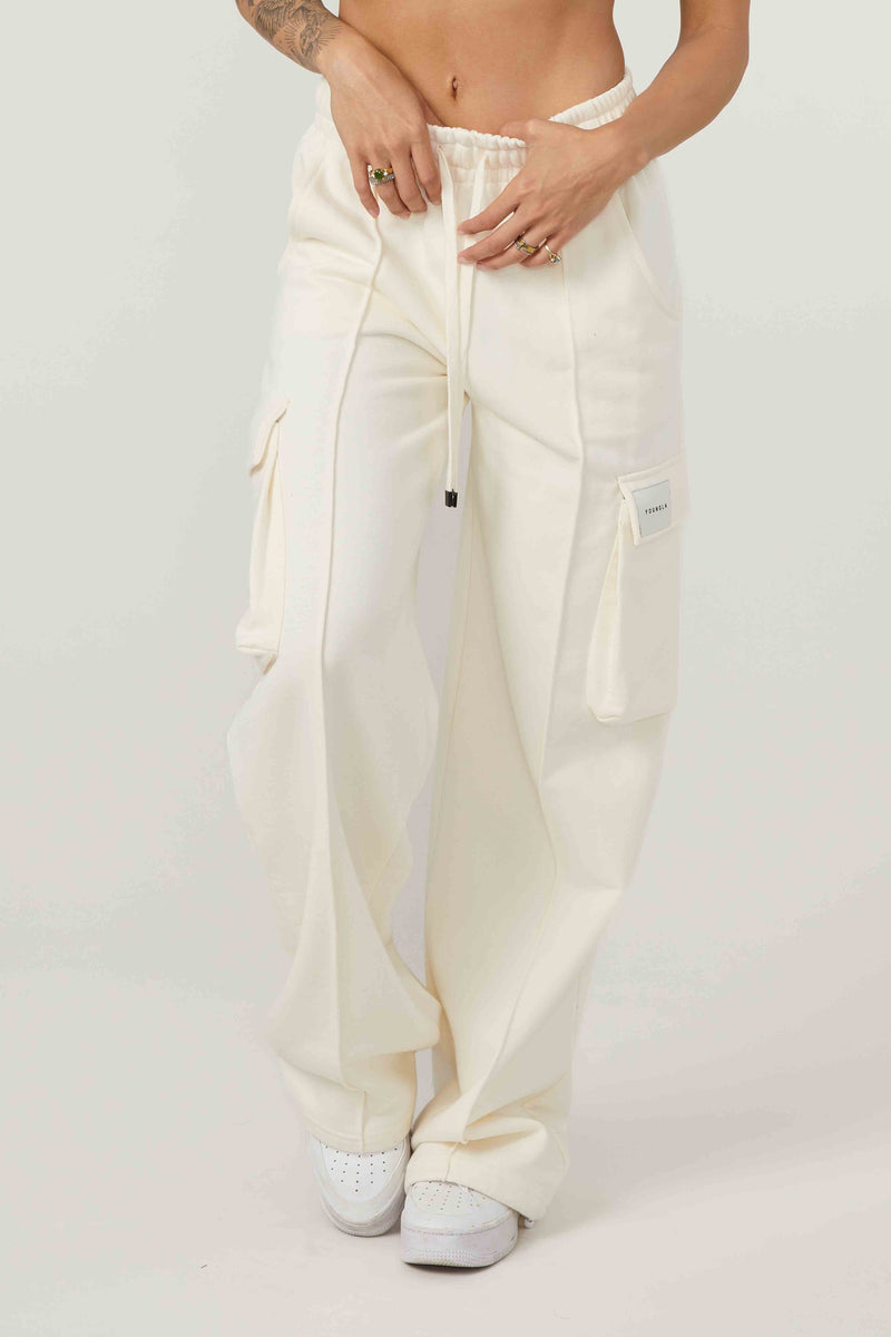 Pantalones deportivos cargo de polar