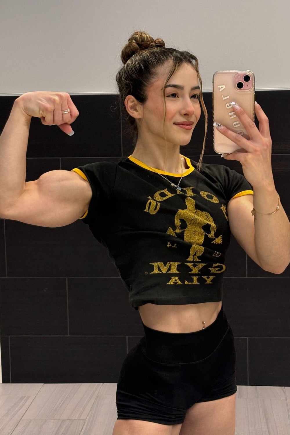 Camiseta clásica para bebé W479 Gold's Gym